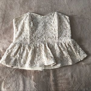 MEDIUM PINS & NEEDLES CROP TOP! LIKE NEW